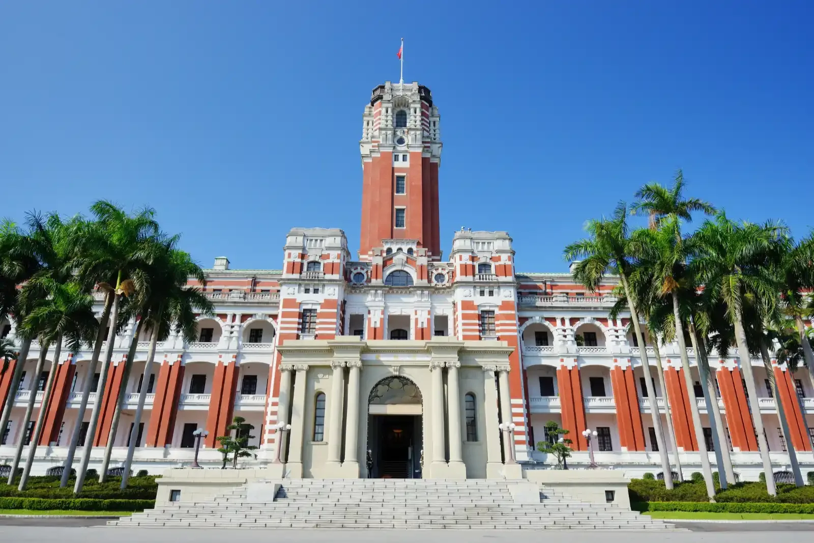 Taiwan Vice President Hsiao Bi-khim talks about Taiwan's drone industry